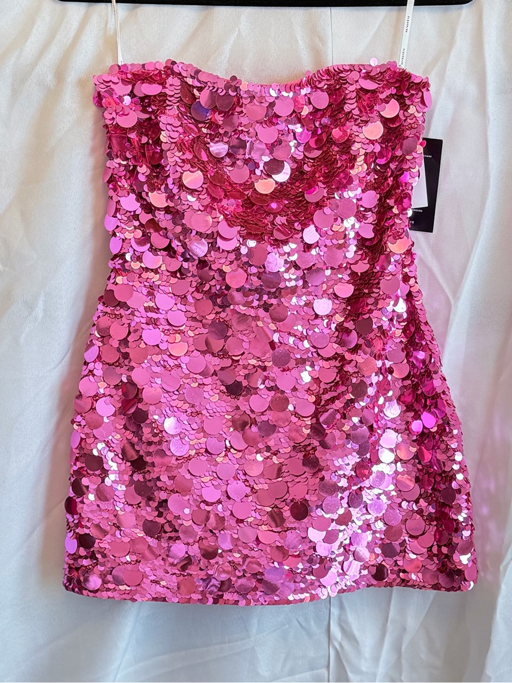 RETROFETE Nolia Sequin
Embellished Strapless Candy Pink Mini Dress Size Medium